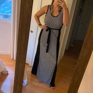 Maxi dress size m